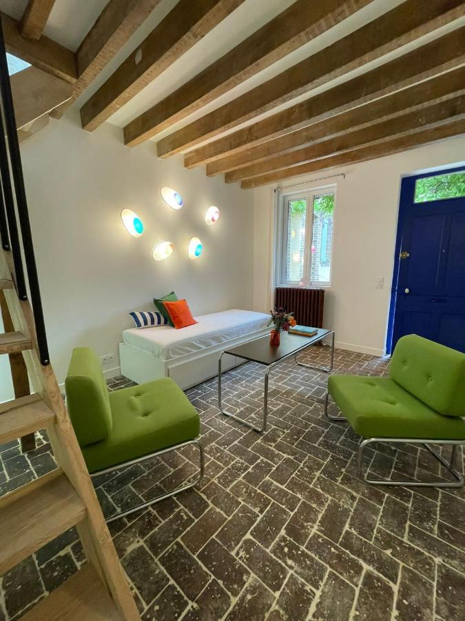 Maison Seize Preaux  Bagian luar foto